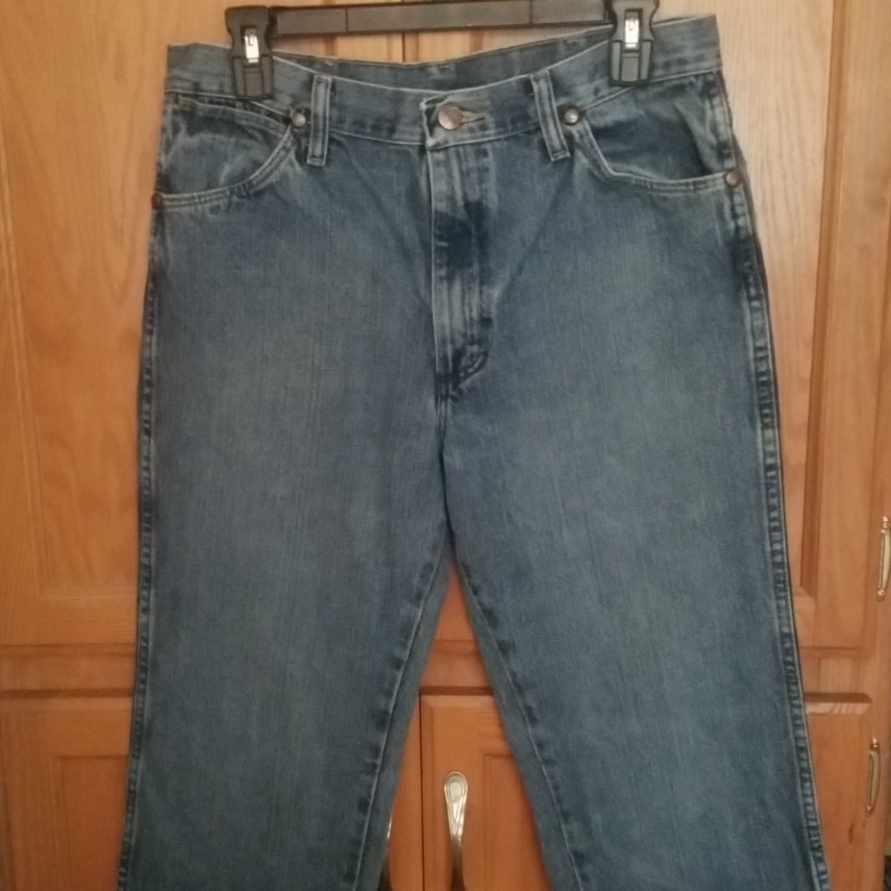 Wranglers - Picture 3 of 4